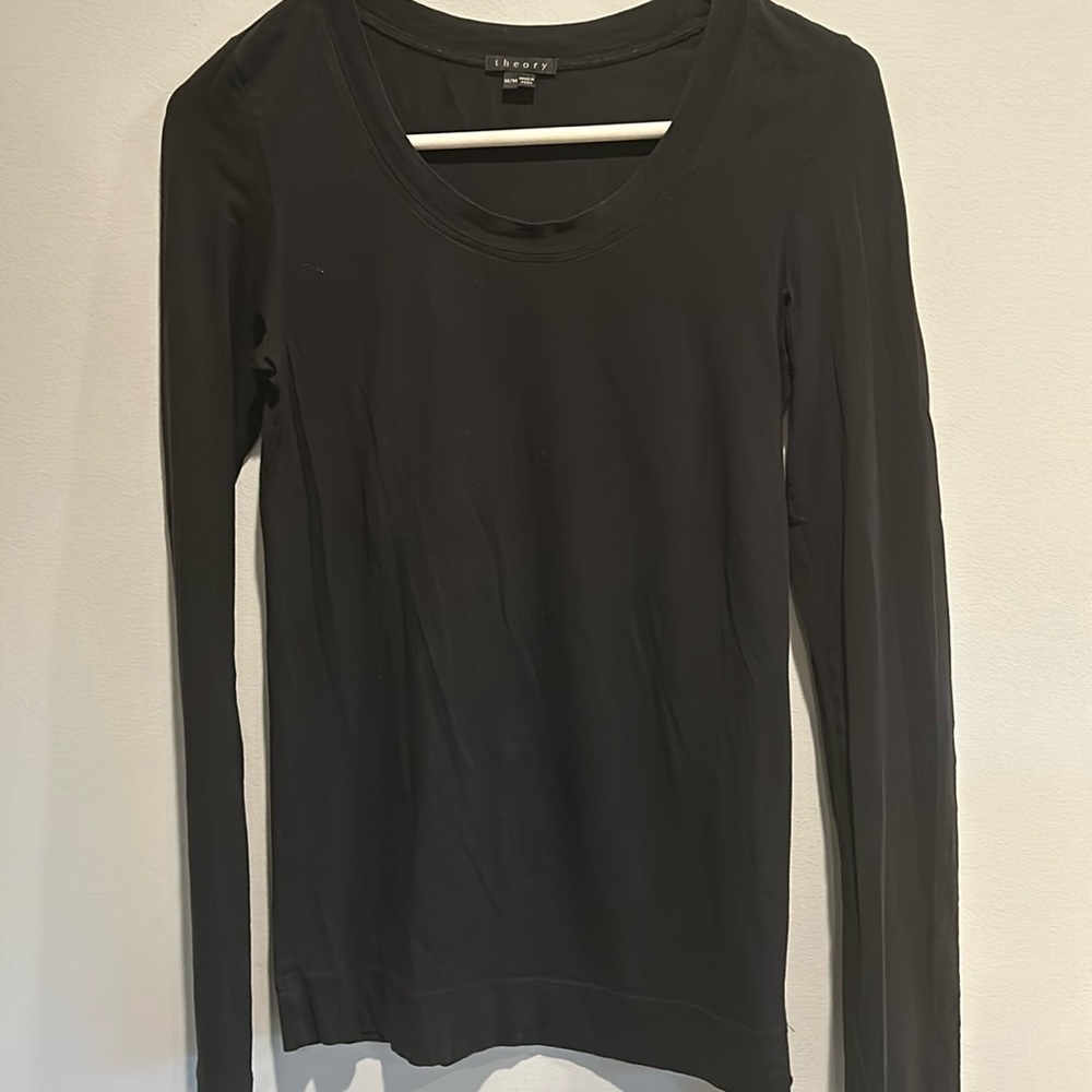 THEORY BLACK SHIRT